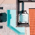 Σπίτι διακοπών Luxurious In *
